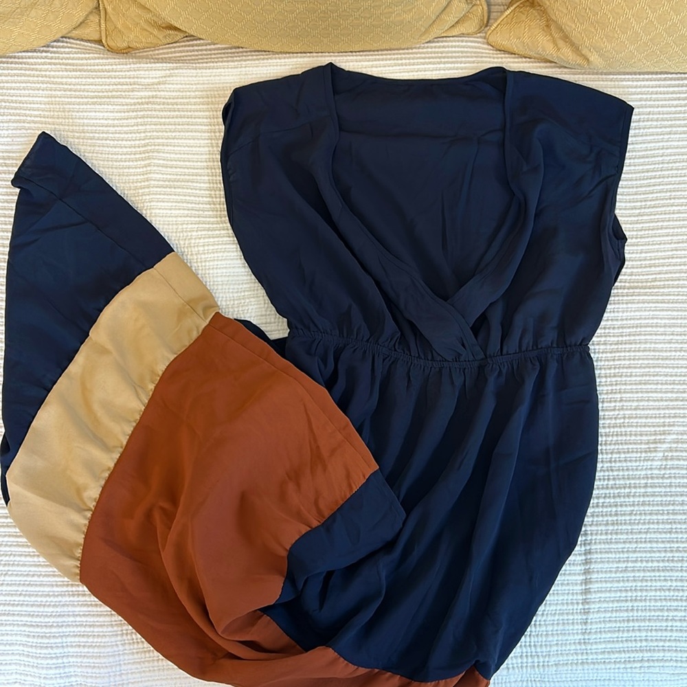 Light and airy, deep V neckline, maxi dress